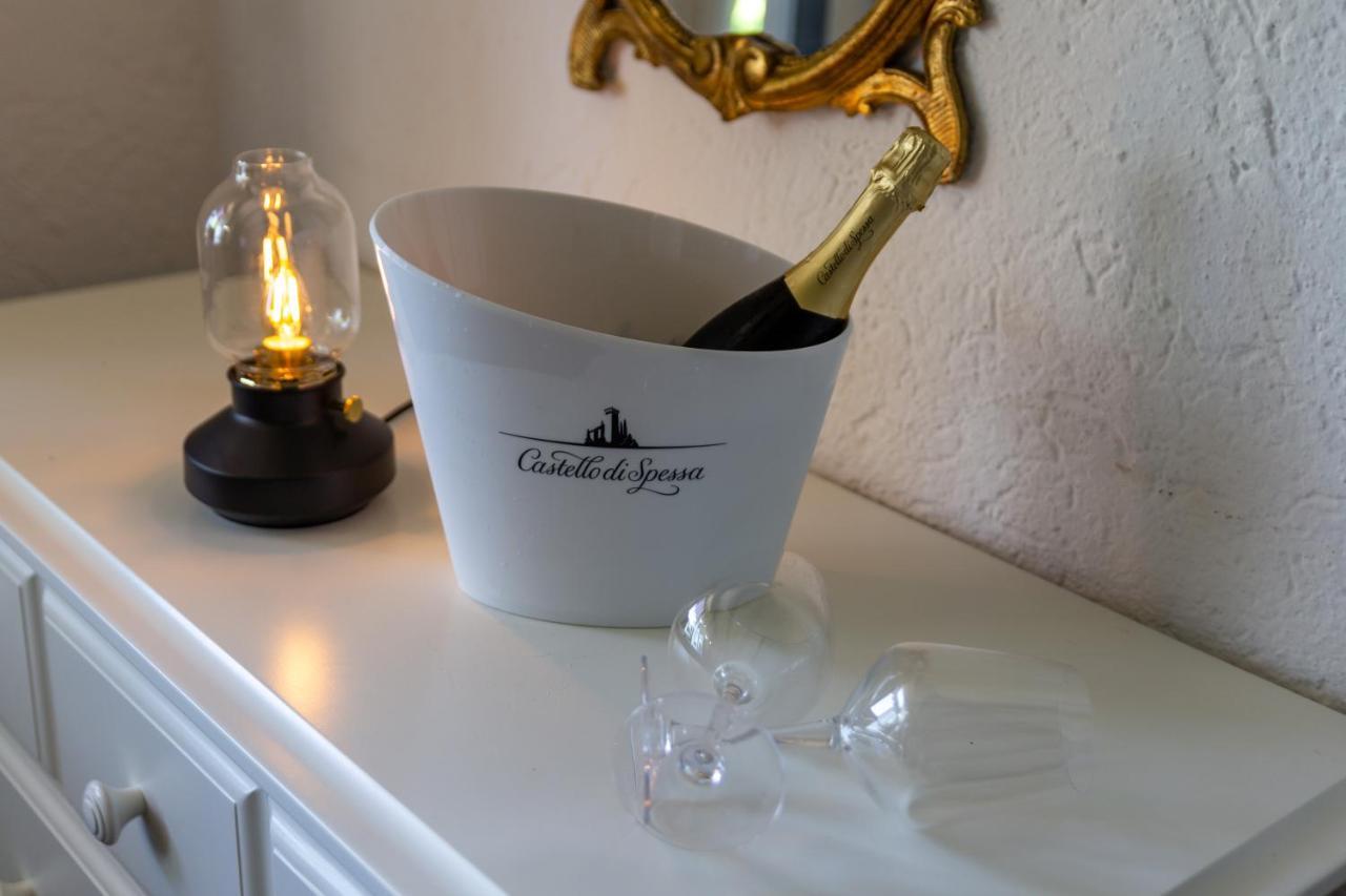 La Boatina Bed and Breakfast Cormòns Eksteriør billede